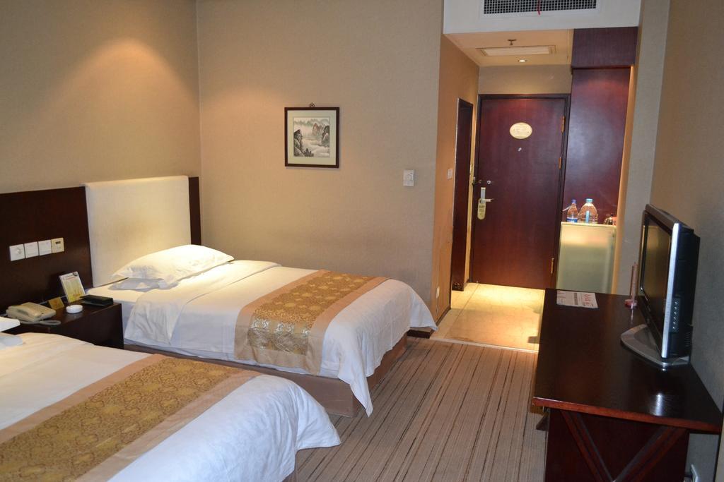 Datong Jinhe Kailong Hotel Room photo